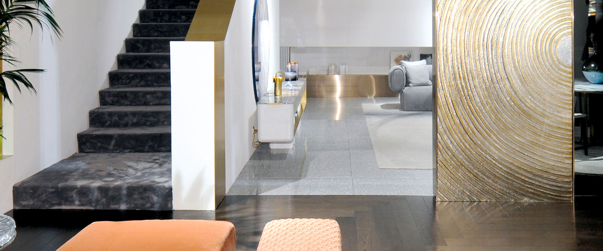 AGGLOTECH-progetto-salone-mobile-slider-3 AGGLOTECH-progetto-salone-mobile-slider-3