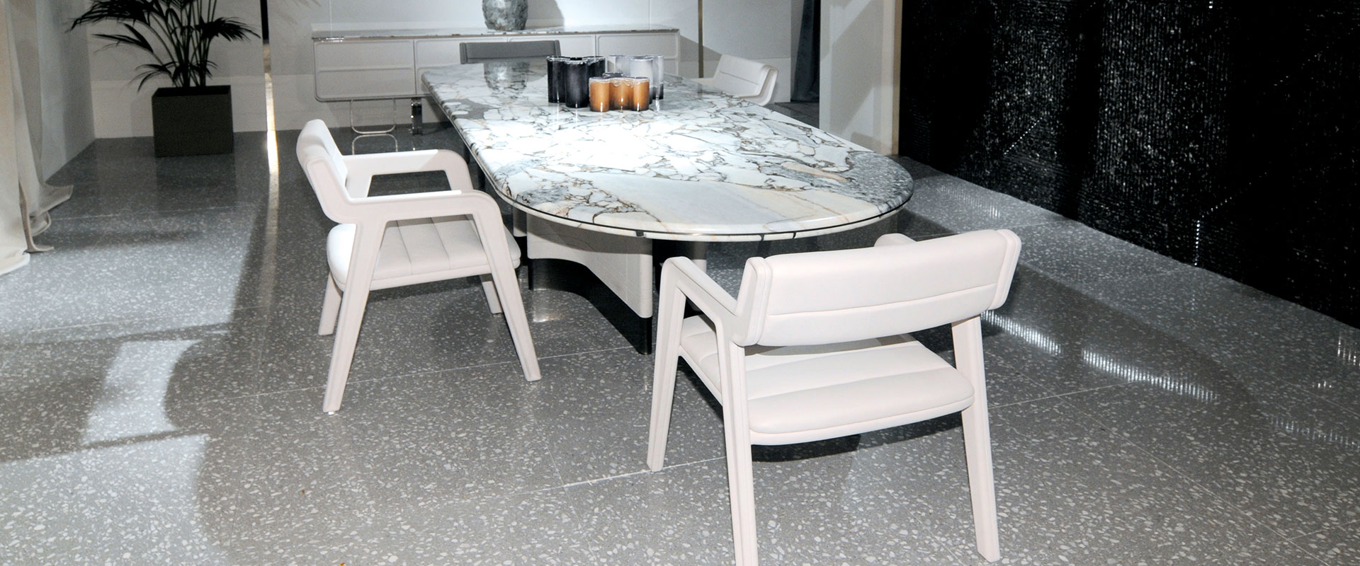 AGGLOTECH-progetto-salone-mobile-slider-4 AGGLOTECH-progetto-salone-mobile-slider-4