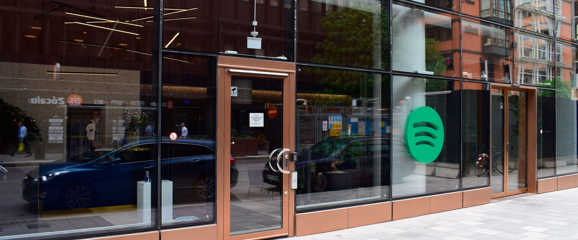 AGGLOTECH-progetto-spotify-slider-4 AGGLOTECH-progetto-spotify-slider-4