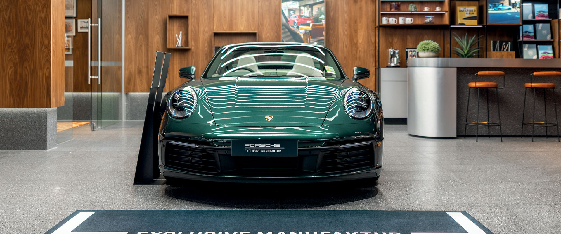 porsche-showroom-3